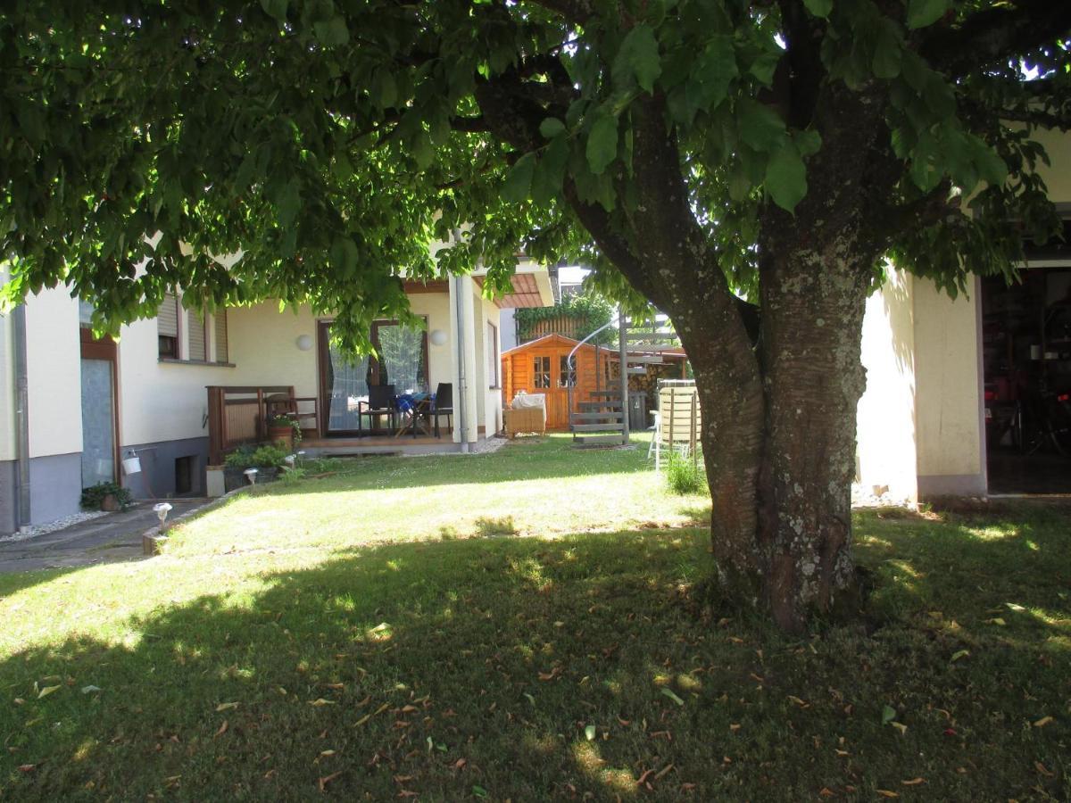 Ferienwohnung Leipold Andreas Merzig Bagian luar foto