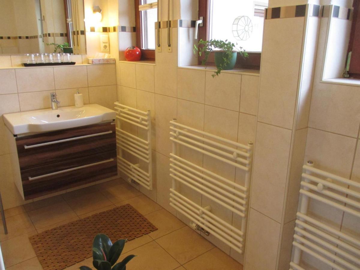 Ferienwohnung Leipold Andreas Merzig Bagian luar foto