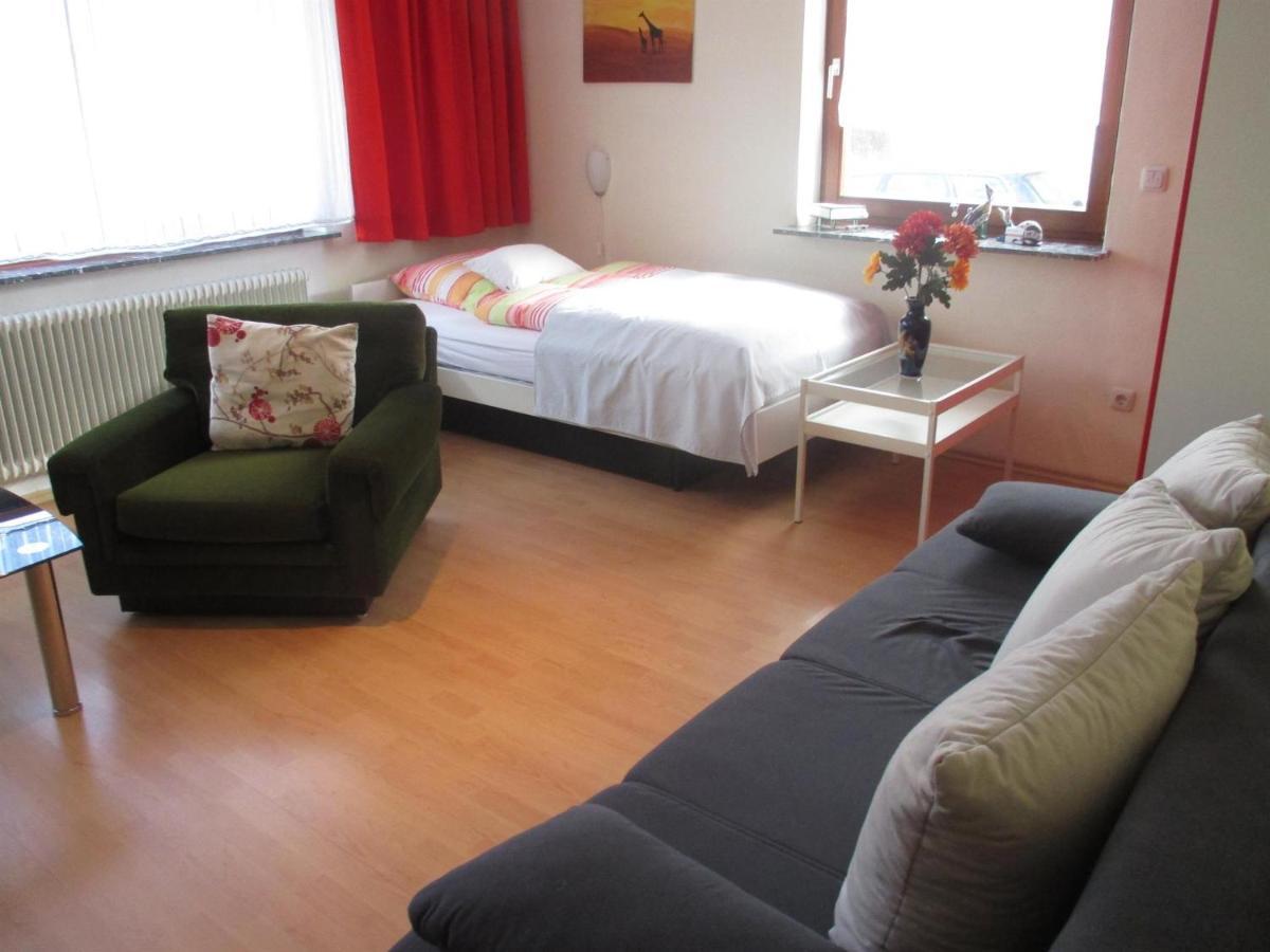 Ferienwohnung Leipold Andreas Merzig Bagian luar foto